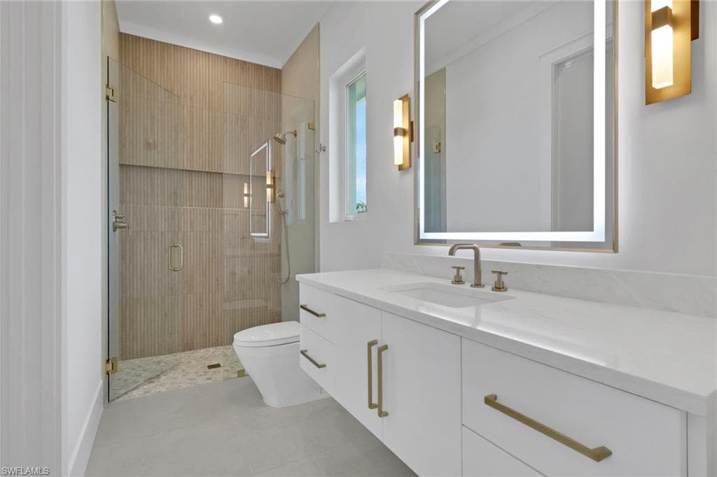 215 1st ST-17