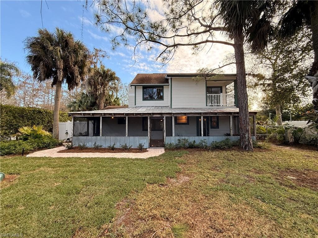 5825 Dogwood Way, NAPLES FL 34116-22