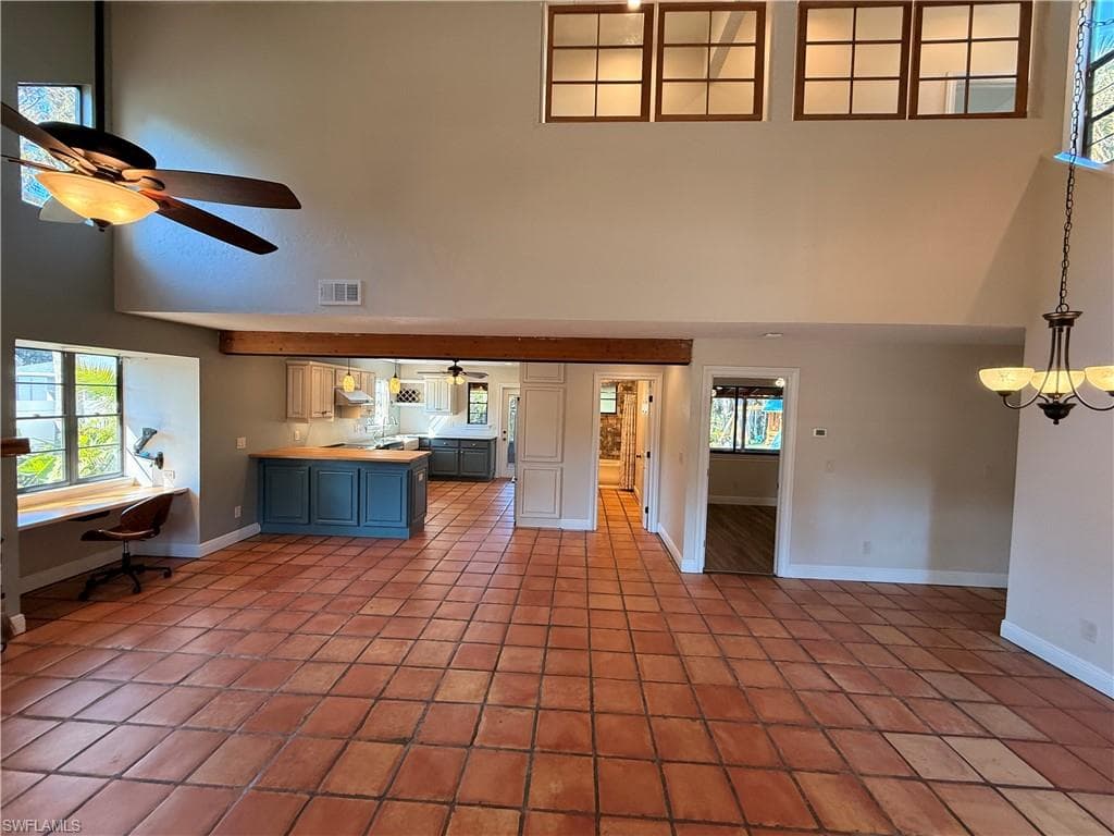 5825 Dogwood Way, NAPLES FL 34116-2