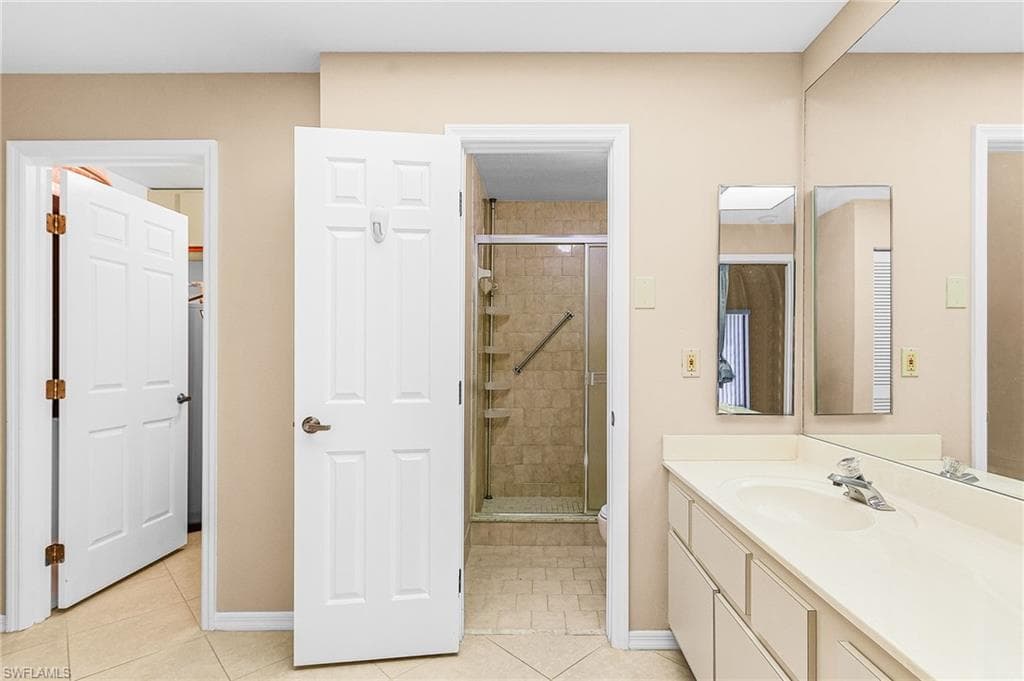 5510 SW 4th PL # 404, CAPE CORAL FL 33914-15