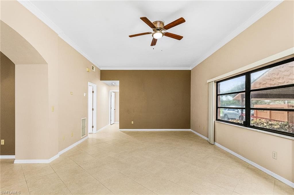 5510 SW 4th PL # 404, CAPE CORAL FL 33914-4