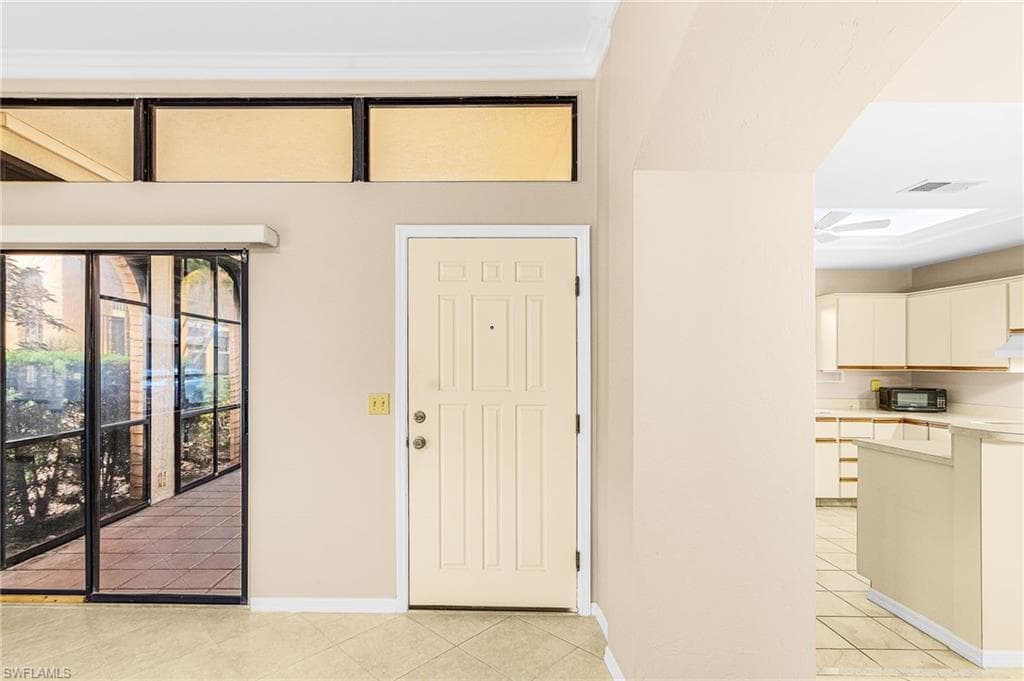 5510 SW 4th PL # 404, CAPE CORAL FL 33914-9