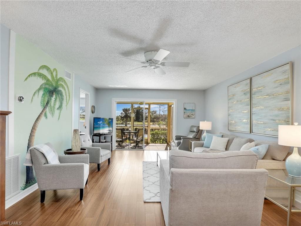 5483 Rattlesnake Hammock RD # B103, NAPLES FL 34113-13