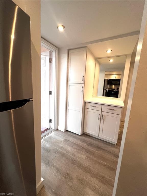 100 Forest Lakes BLVD # 307, NAPLES FL 34105-2