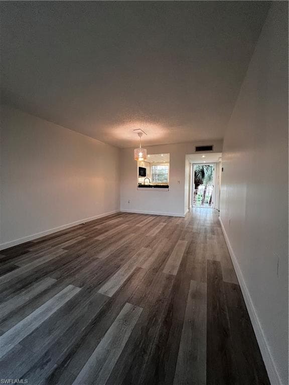 100 Forest Lakes BLVD # 307, NAPLES FL 34105-4