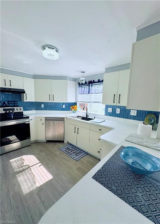 3112 Running Deer DR, NORTH FORT MYERS FL 33917-15