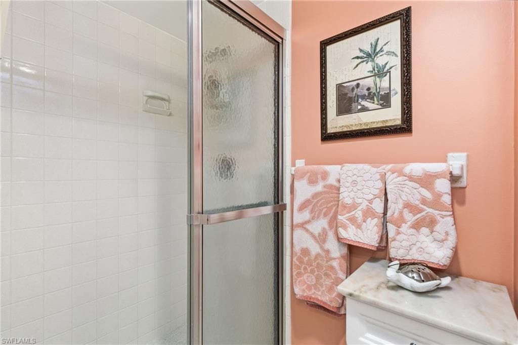 25804 Cockleshell DR # 117, BONITA SPRINGS FL 34135-20