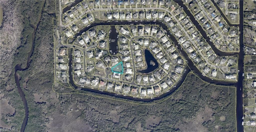 18211 Chesapeake CT, FORT MYERS FL 33908-7