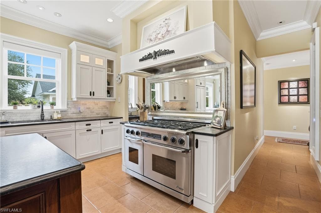 12201 Caisson LN-15