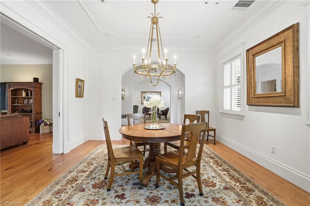 12201 Caisson LN-6