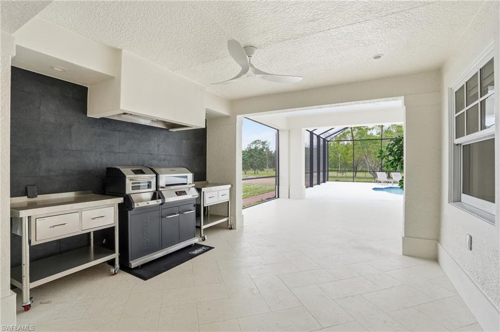 12201 Caisson LN-33