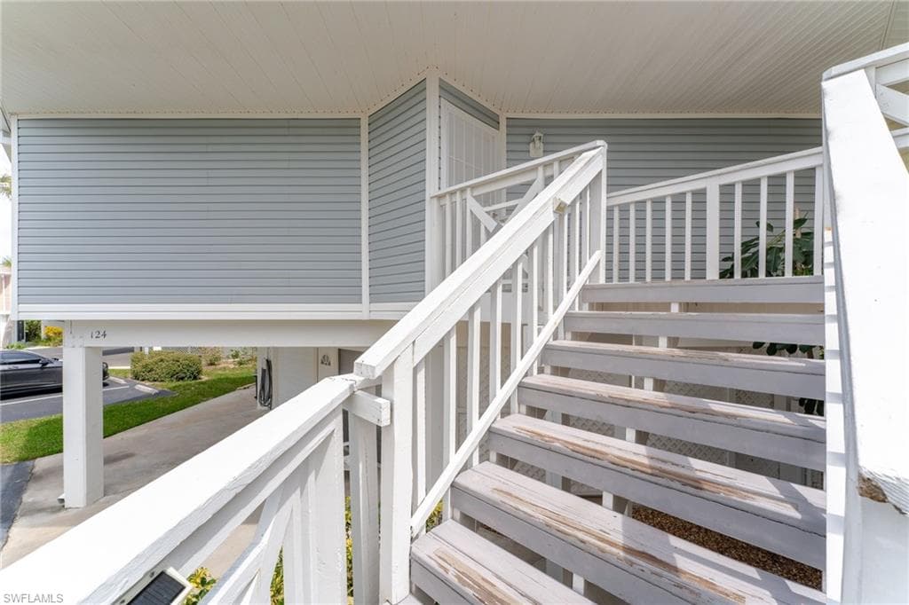 950 Moody RD # 124, NORTH FORT MYERS FL 33903-5