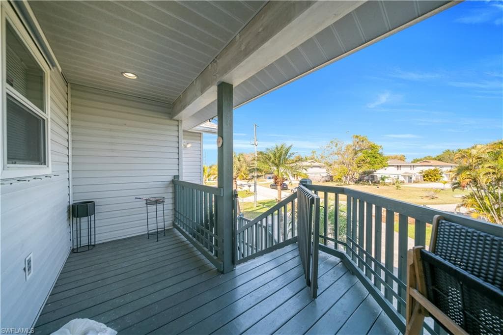 17324/17326 Whitewater CT 326-4