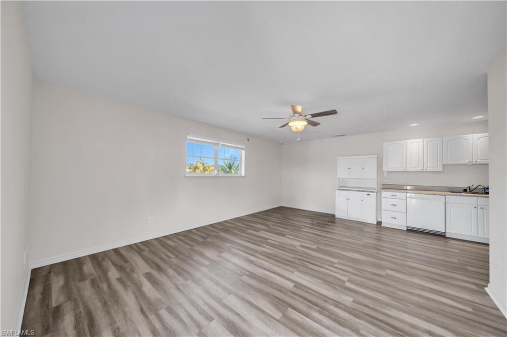 17324/17326 Whitewater CT 326-29