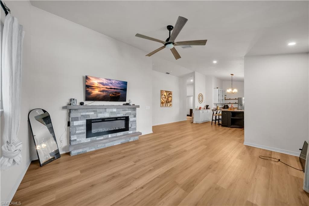 17324/17326 Whitewater CT 326-13