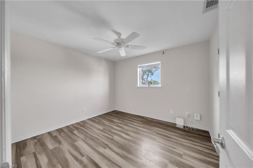 17324/17326 Whitewater CT 326-30