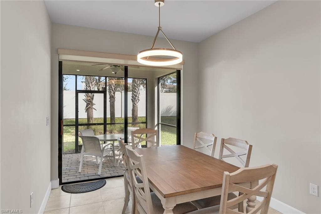 9594 Bexley DR-13