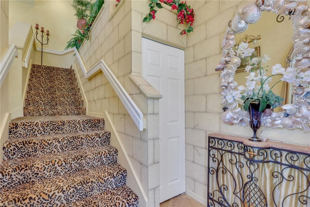 10801 Crooked River RD 203-3