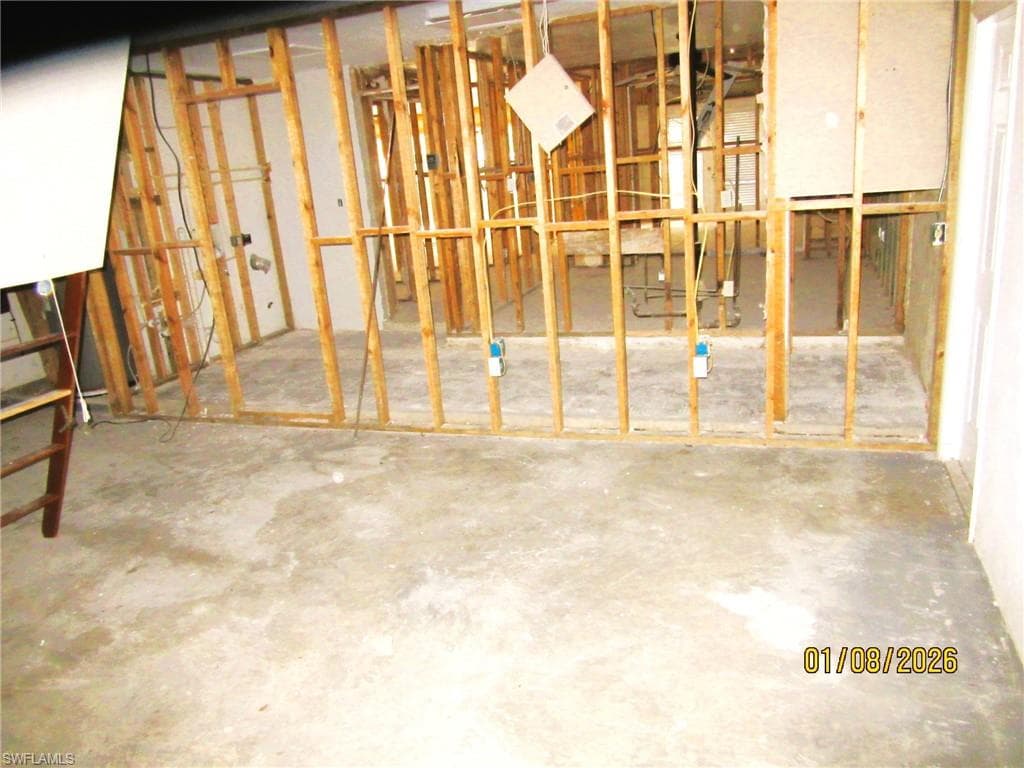 1206 Walden DR, FORT MYERS FL 33901-2