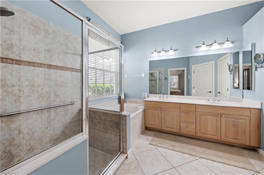 14546 Speranza WAY, BONITA SPRINGS FL 34135-19