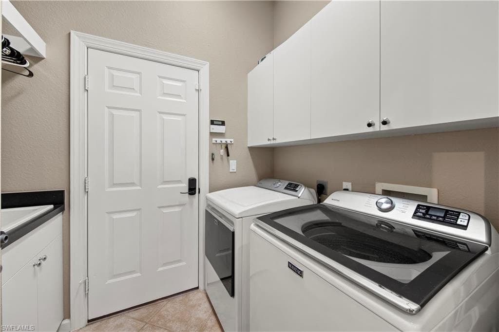 14546 Speranza WAY, BONITA SPRINGS FL 34135-17