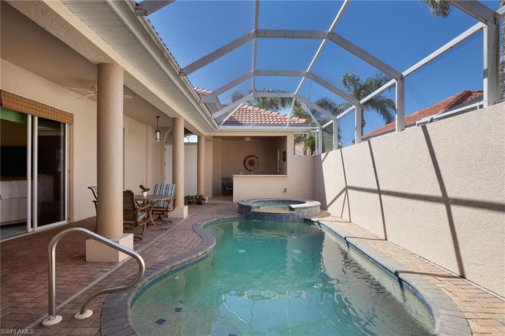 14101 Bently CIR, FORT MYERS FL 33912-23