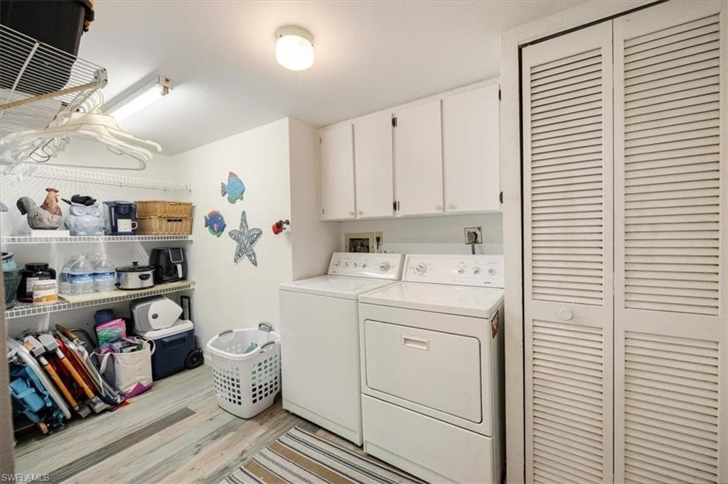 142 Palm DR # 3007, NAPLES FL 34112-19