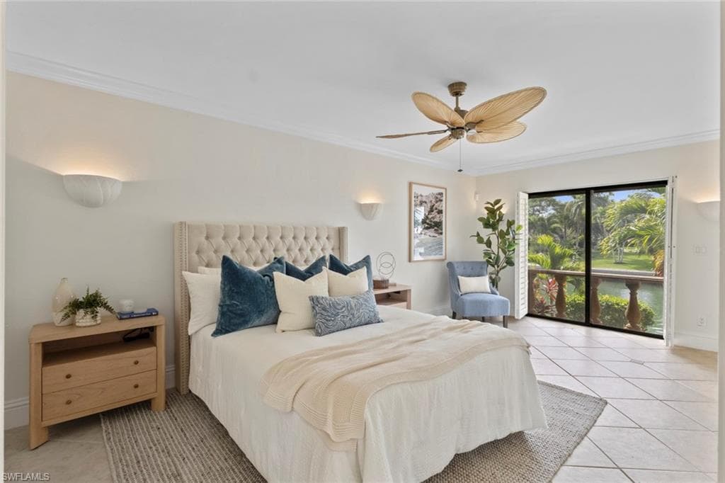 640 Kendall DR, MARCO ISLAND FL 34145-27