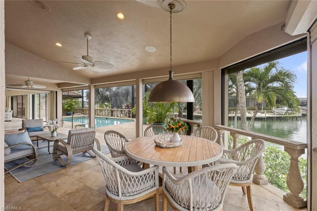 640 Kendall DR, MARCO ISLAND FL 34145-32