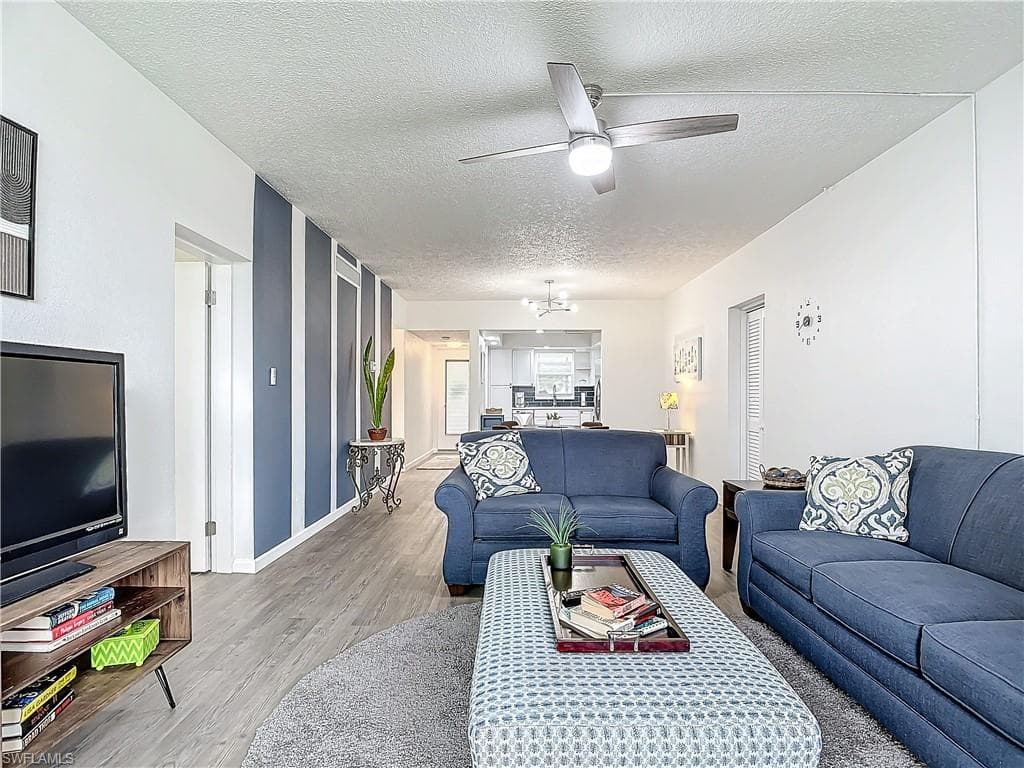 4613 5th AVE 108-11