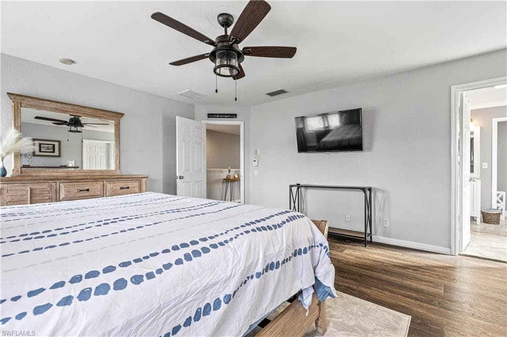 2006 Willow Branch DR, CAPE CORAL FL 33991-15