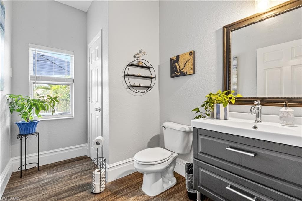 2006 Willow Branch DR, CAPE CORAL FL 33991-19