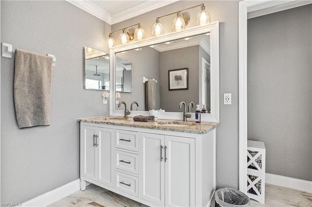 2006 Willow Branch DR, CAPE CORAL FL 33991-18