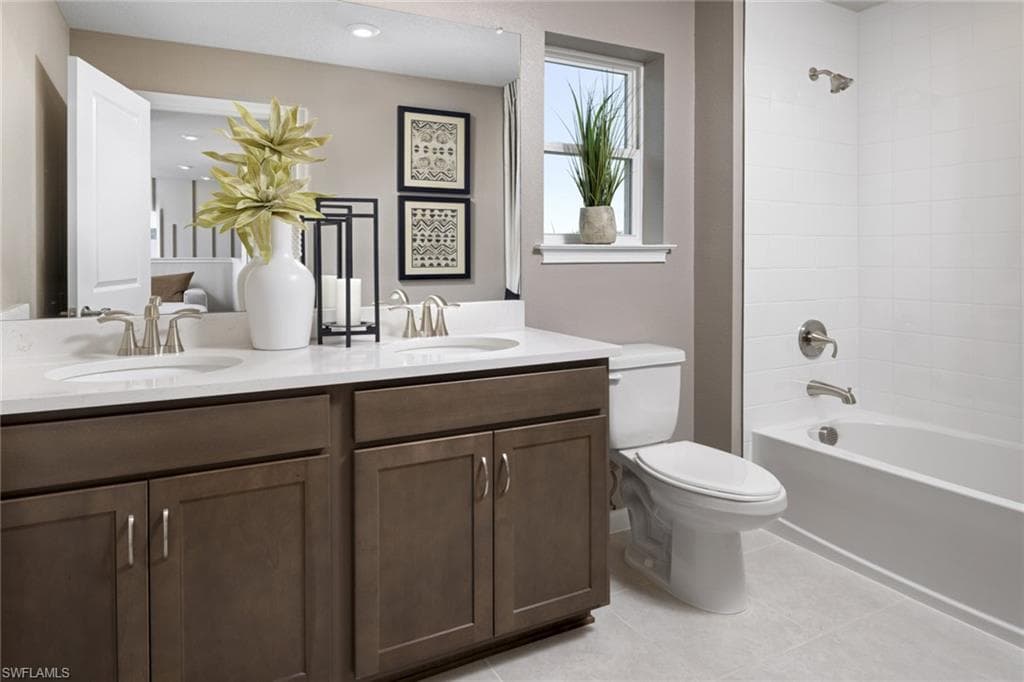1600 Summerlit AVE, NAPLES FL 34114-19