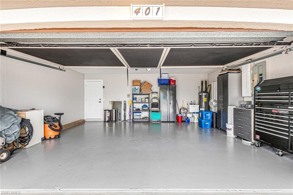 401 Candlewick CIR E-41