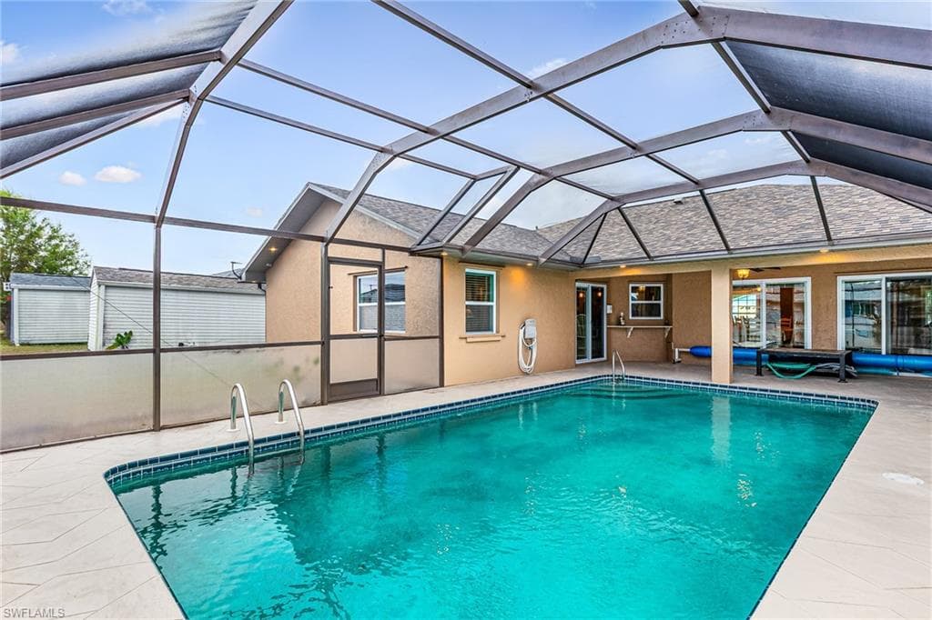 401 Candlewick CIR E-35