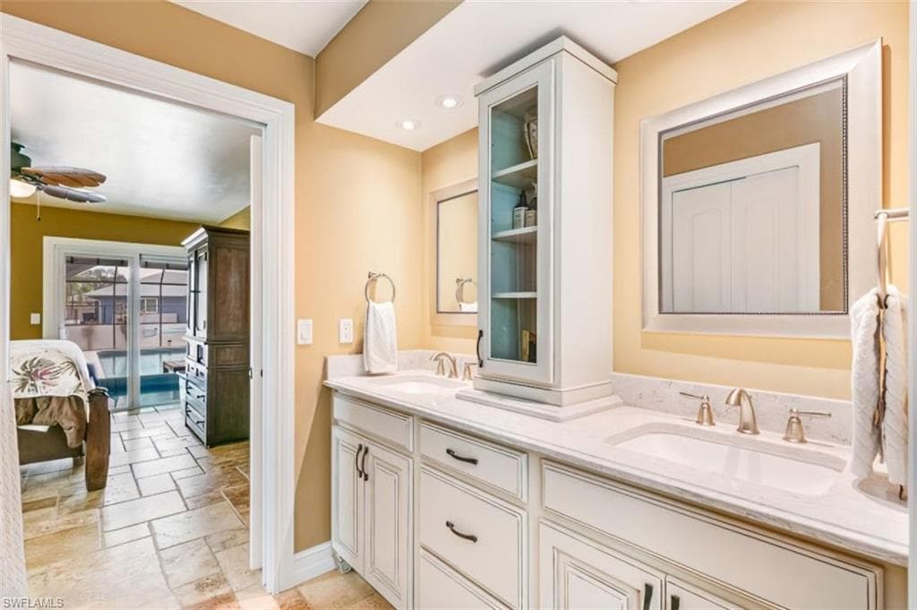 401 Candlewick CIR E-27