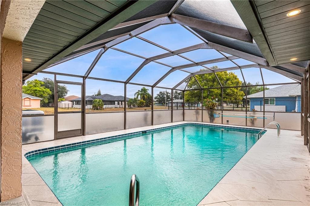 401 Candlewick CIR E-37