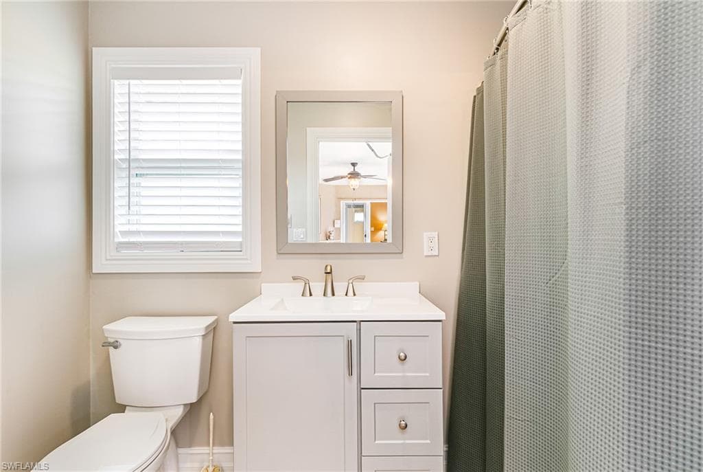 401 Candlewick CIR E-40