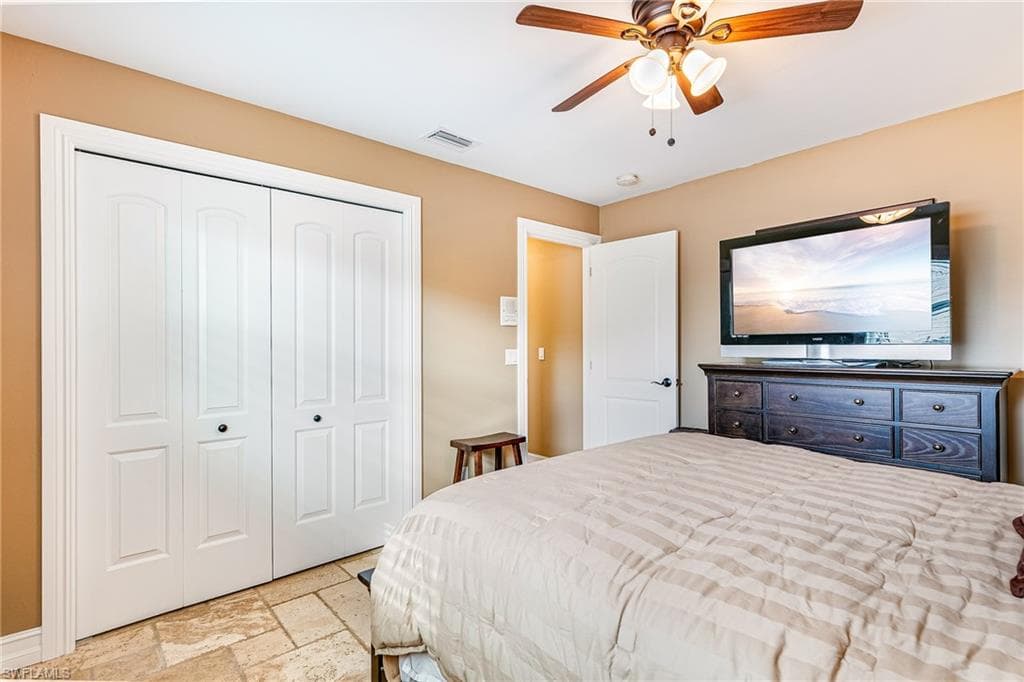 401 Candlewick CIR E-20