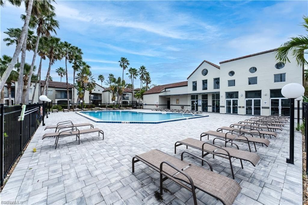 3421 Winkler AVE # 410, FORT MYERS FL 33916-22
