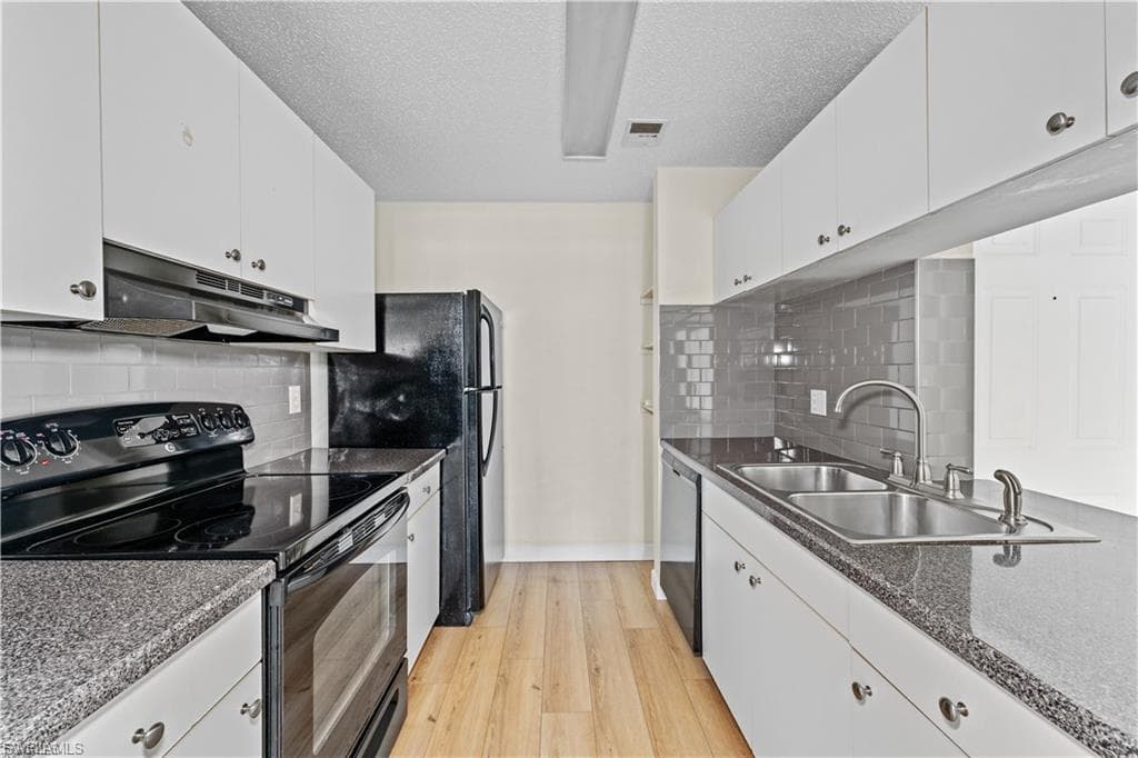 3421 Winkler AVE # 410, FORT MYERS FL 33916-11