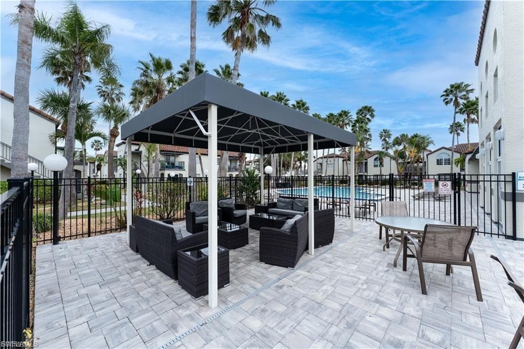 3421 Winkler AVE # 410, FORT MYERS FL 33916-21