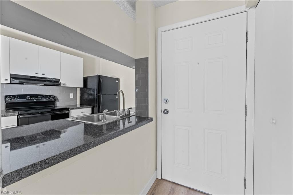 3421 Winkler AVE # 410, FORT MYERS FL 33916-14