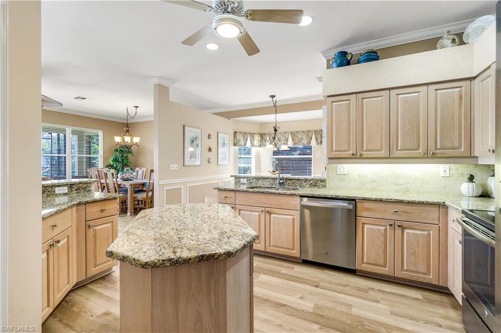 25681 Springtide CT, BONITA SPRINGS FL 34135-14