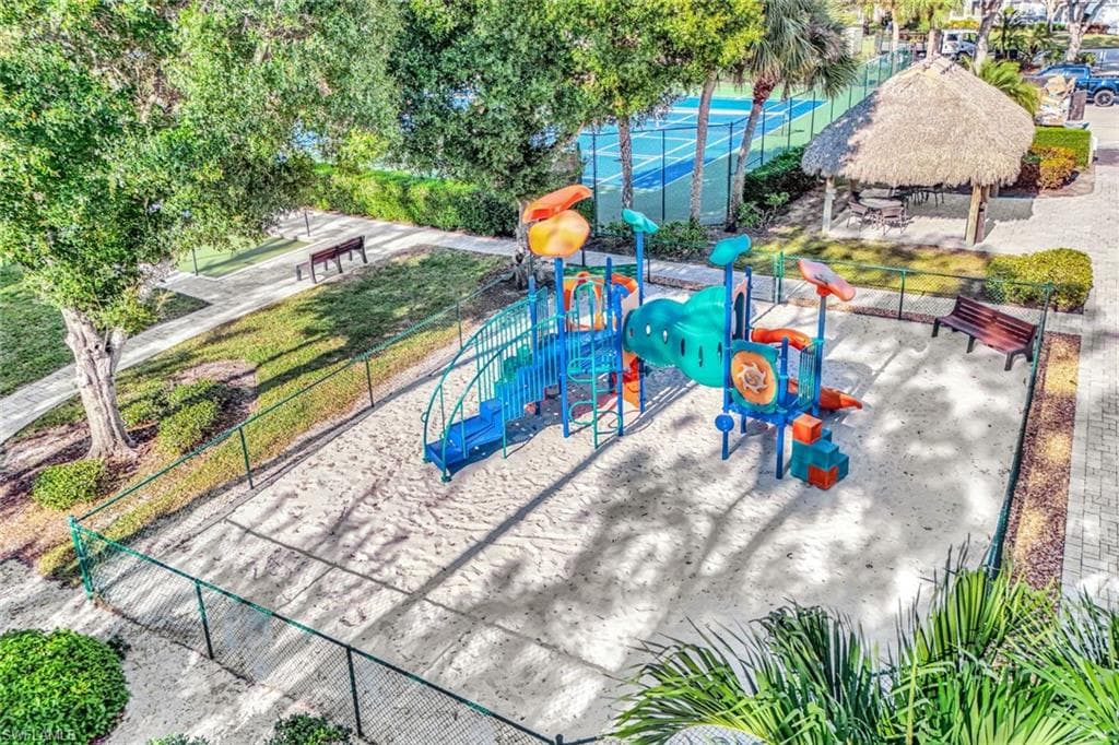 25681 Springtide CT, BONITA SPRINGS FL 34135-41