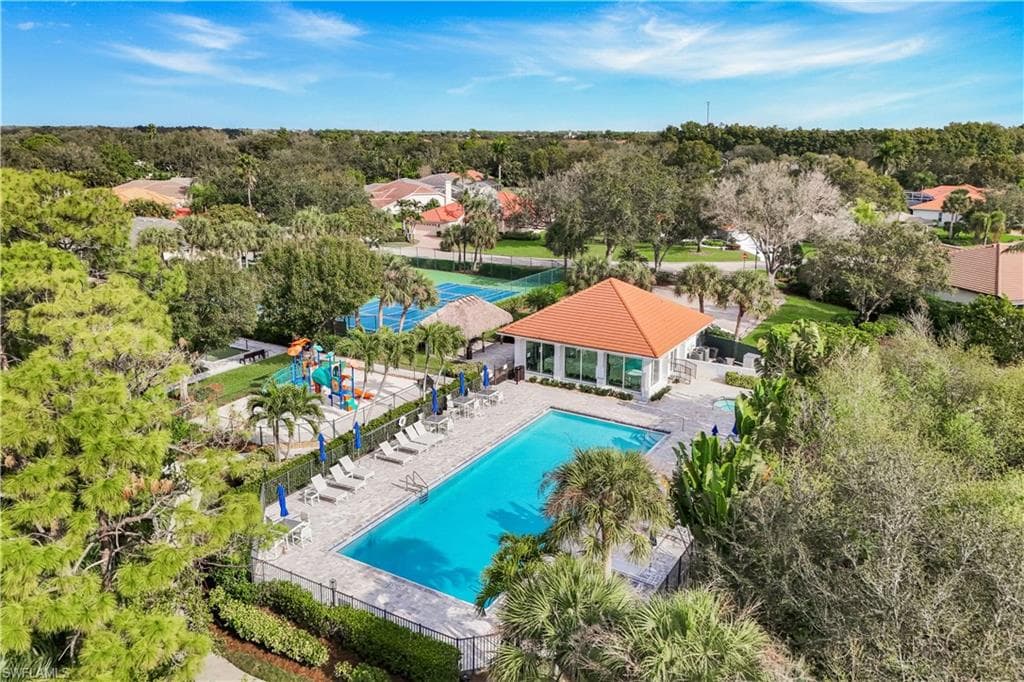 25681 Springtide CT, BONITA SPRINGS FL 34135-38