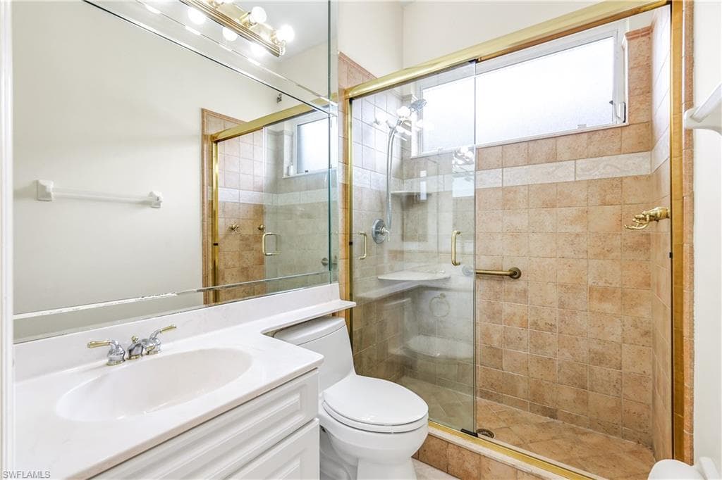 25551 Springtide CT, BONITA SPRINGS FL 34135-16