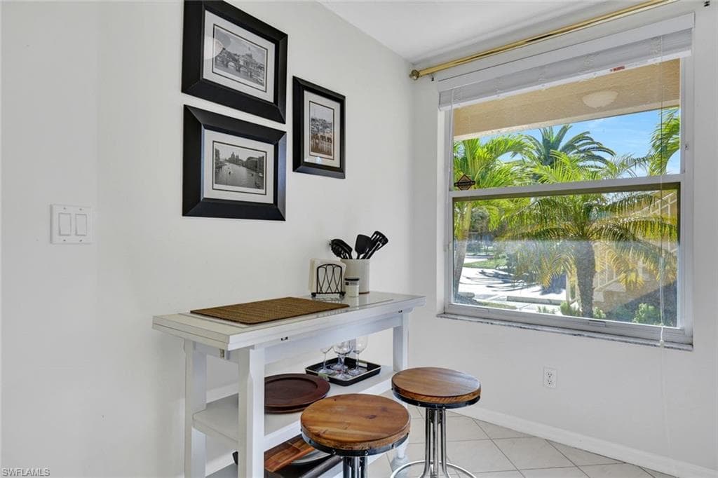 2469 Millcreek LN # 102, NAPLES FL 34119-11