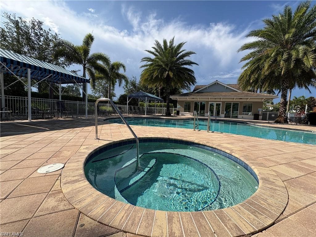 2311 Sawyers Hill RD # 806, NAPLES FL 34120-34